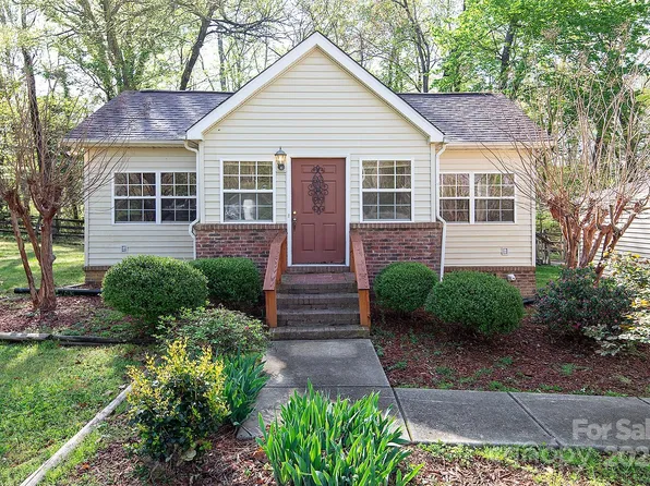 11100 Pine Grove Ave, Mint Hill, NC 28227