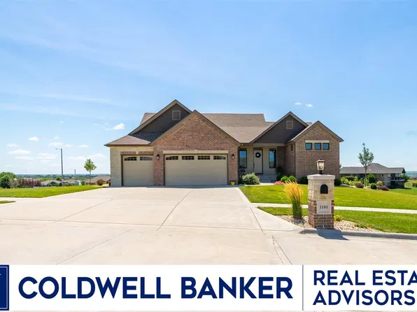 1101 Lochenshire Cir, Manhattan, KS 66503