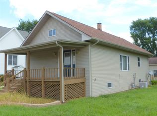 898 N Queen Rd, Walkerton, IN 46574