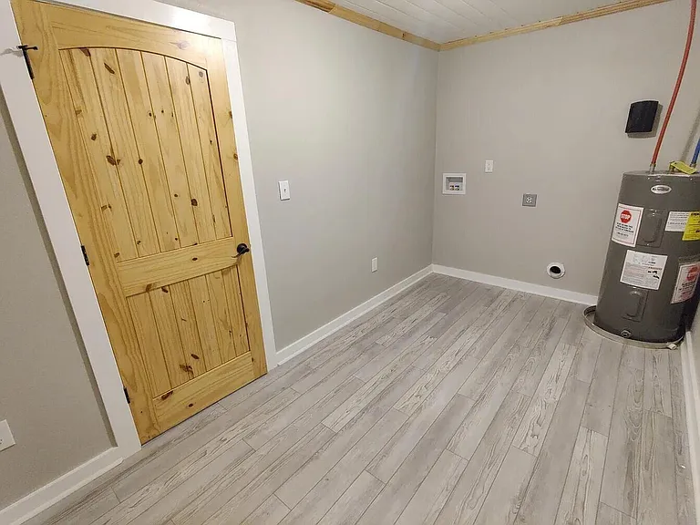 1088 Mapoles St — Photo 22
