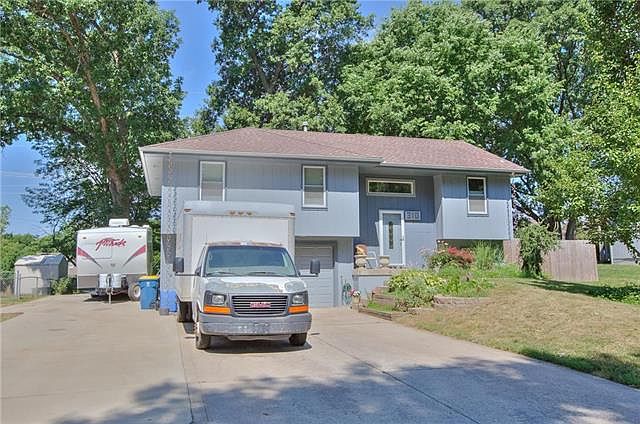 1st image of 310 Southbrook St