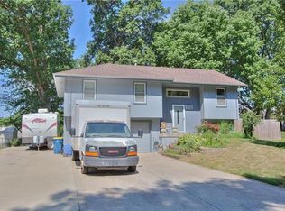 310 Southbrook St, Liberty, MO 64068