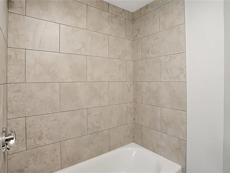 188 Division St #2F — Photo 17