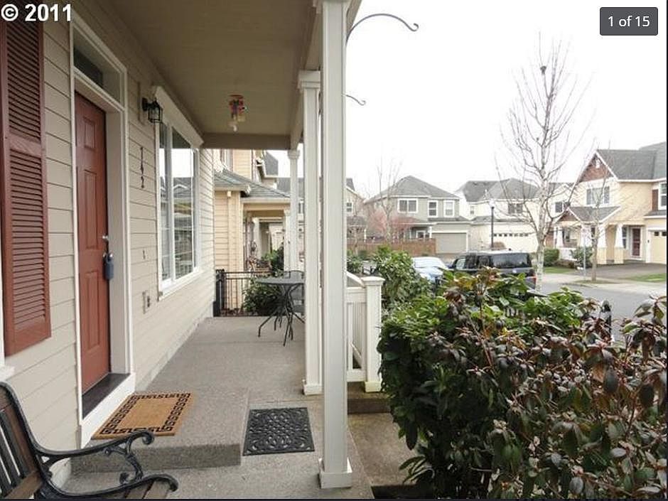 1st image of 742 NE 61st Ct