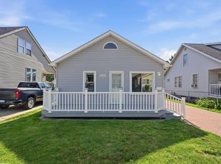 27320 Lawnwood St, Roseville, MI 48066