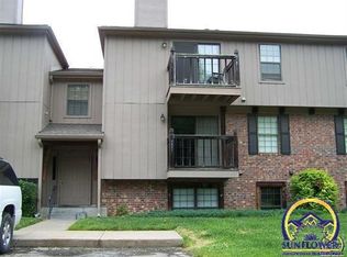 5641 SW Foxcroft Cir S APT 107, Topeka, KS 66614
