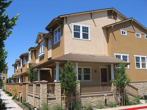 1st image of 470 Salmar Ave