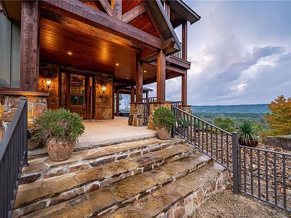 3rd image of 486 Split Creek Ln