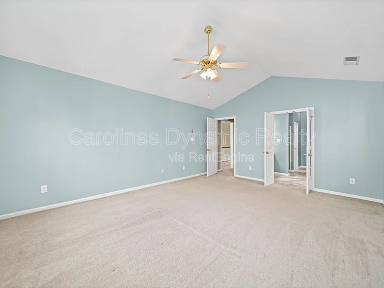 2812 Redfield Dr — Photo 23