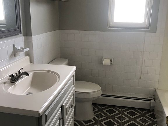 5th image of 67 Lexington Ave