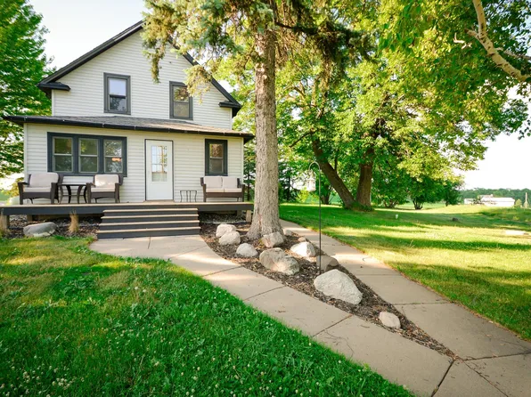 1478 Dempsey Ave NW, Buffalo, MN 55313