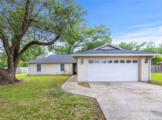 6620 Meadow Ridge Ln, Lake Charles, LA 70605