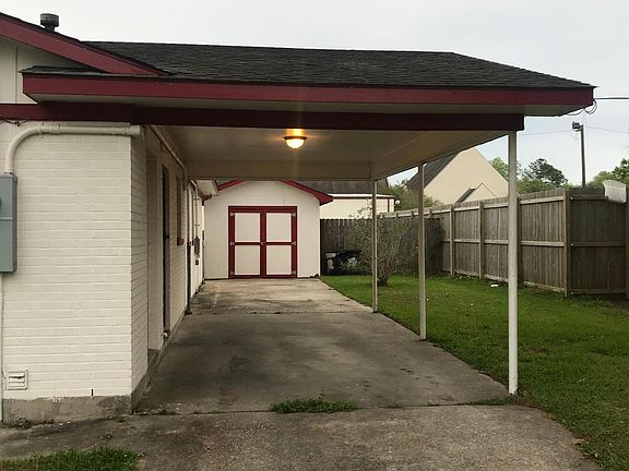 2nd image of 1324 Shirley Dr S