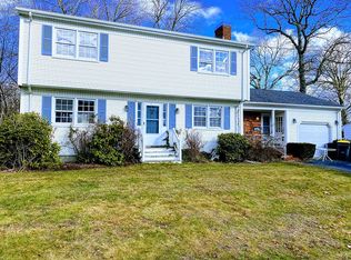 114 Woodland Dr, Somerset, MA 02726