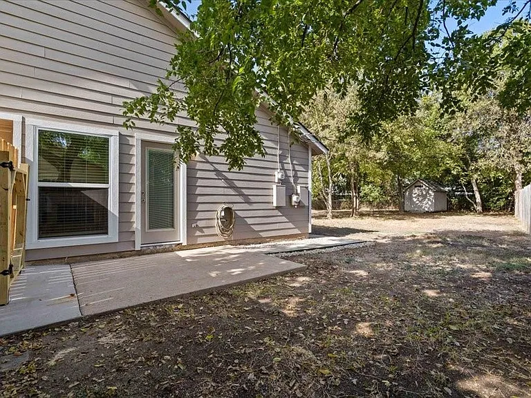 13300 Cowdray Park #B — Photo 24