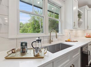 53 Jay St, Katonah, NY 10536