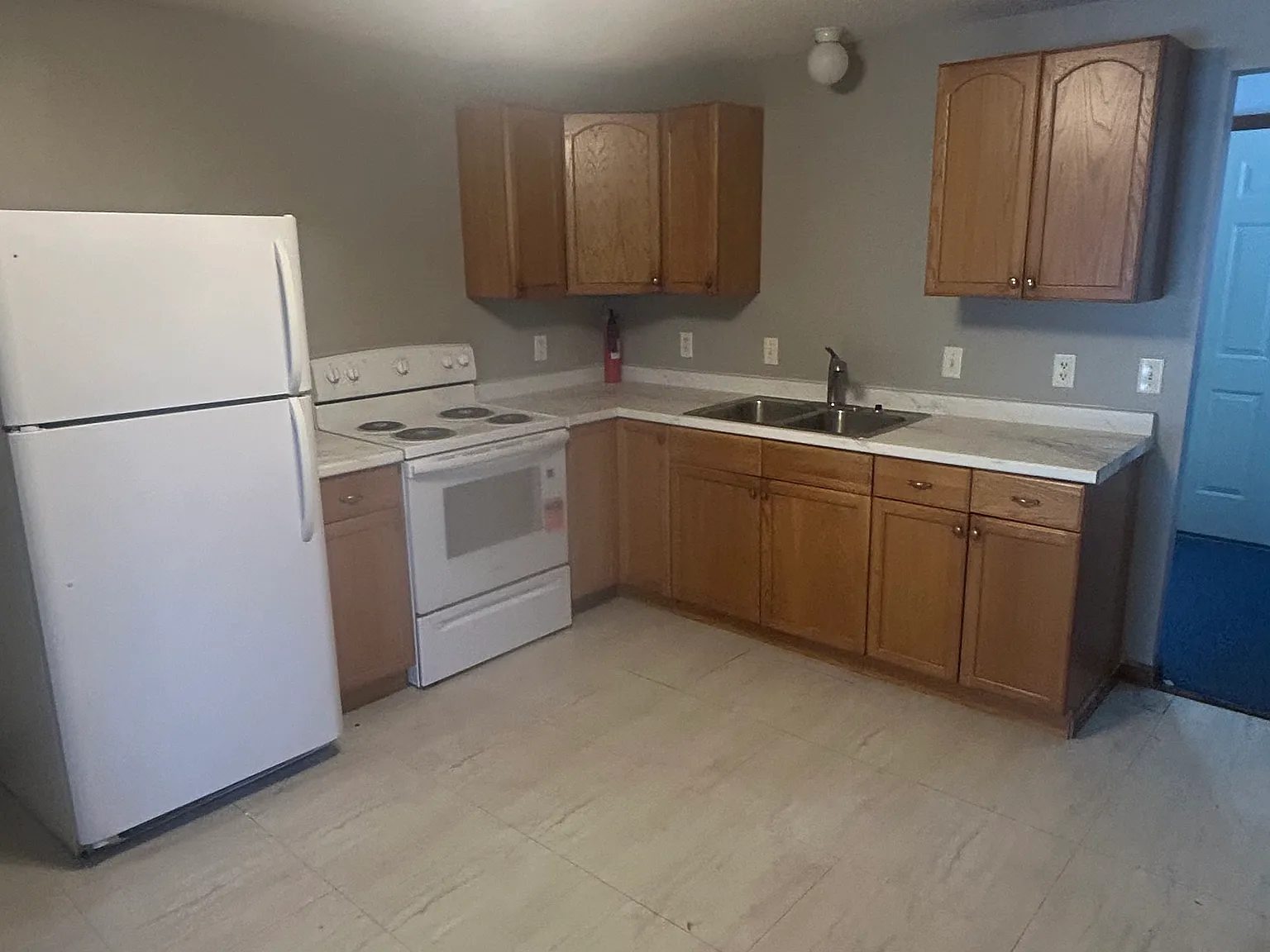 1 bed, 600 sqft, $1,200 — Photo 3