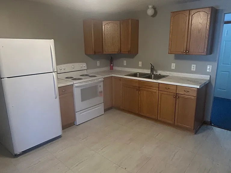 825 Payne Ave #B — Photo 3