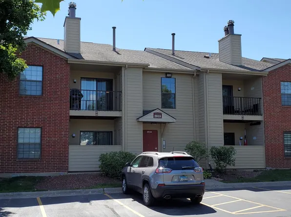 2018 N Rand Rd APT 101, Palatine, IL 60074