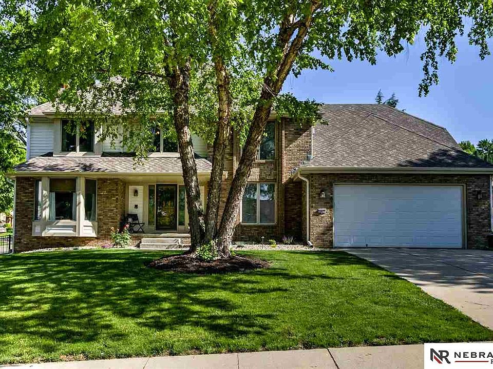 1st image of 16432 Pasadena Cir