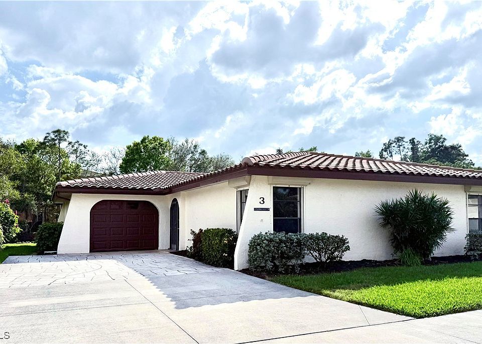 1st image of 27940 Village Dr