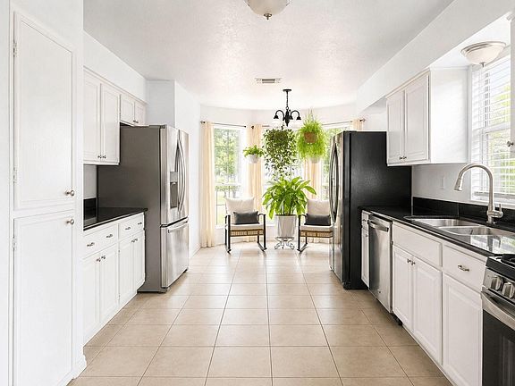 3rd image of 10719 Spring Harvest Dr