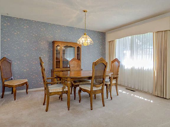 5th image of 1801 Donner Ct