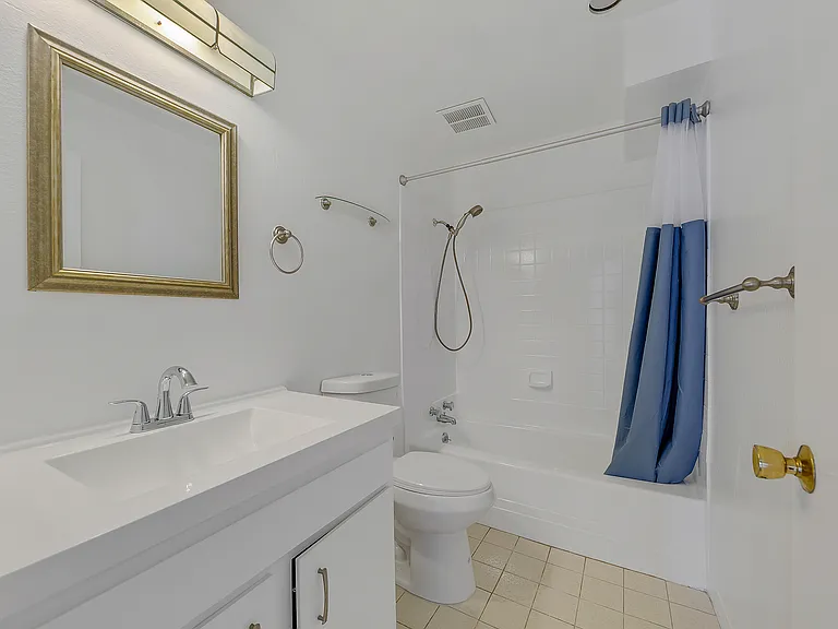 1126 Fairview Ave #104 — Photo 6