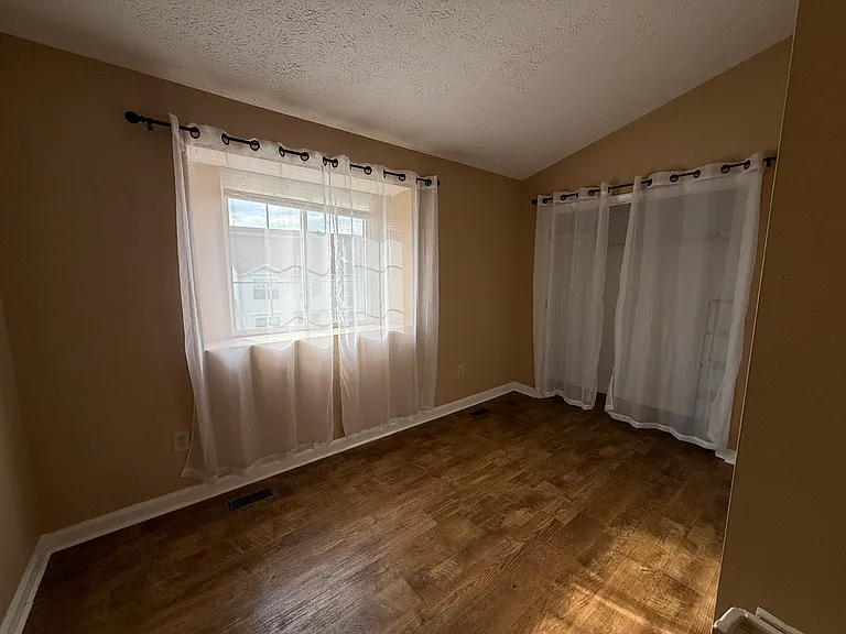 22570 Lower Kells Ln — Photo 17
