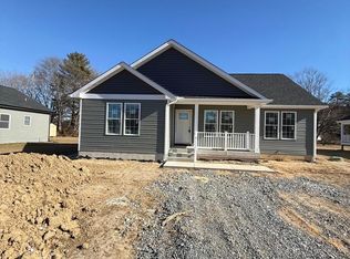57 Otter Ln, Montross, VA 22520