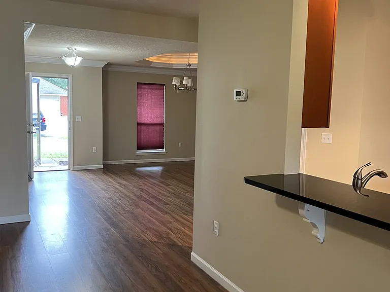 5263 Moore Loop — Photo 6