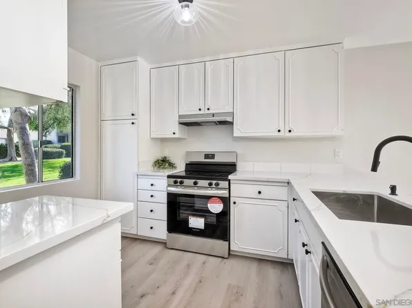 226 Eveningside Gln, Escondido, CA 92026