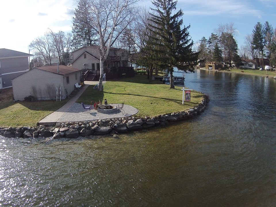 2nd image of 2339 Kingston Rd