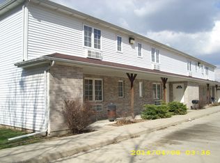 1908 Princess Ct APT 2, Bloomington, IL 61704