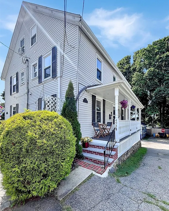 493 Central Ave #1