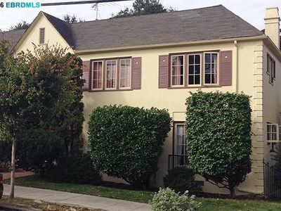 1300 Shattuck Ave APT B, Berkeley, CA, 94709