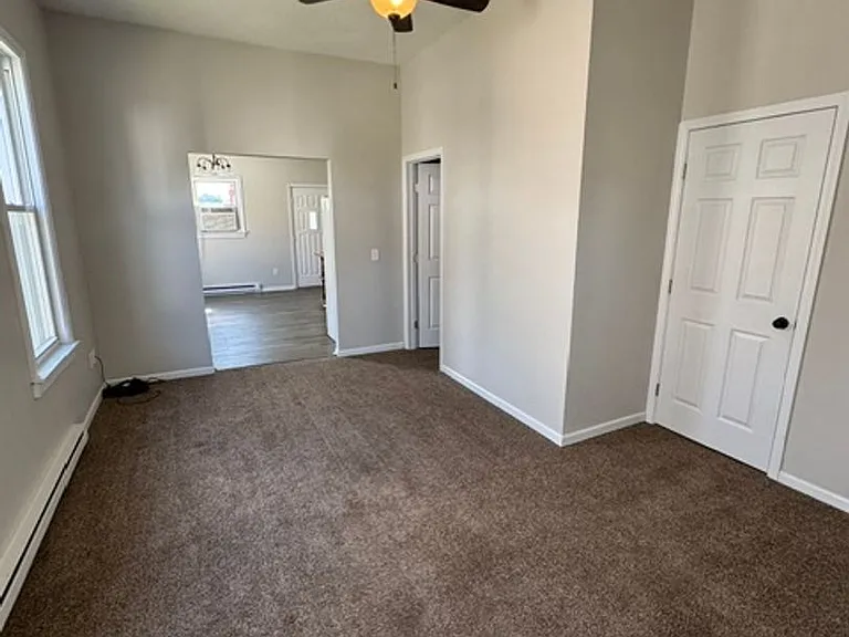 1610 Cass St — Photo 2