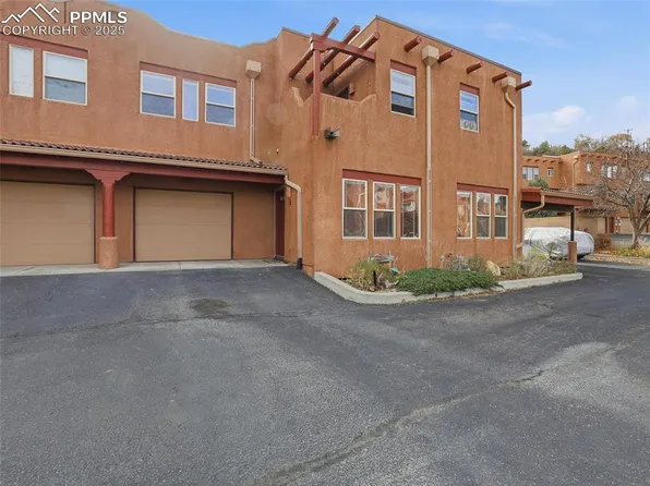 5 Taos Pl, Manitou Springs, CO 80829