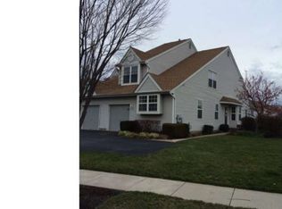 165 Birch Hollow Dr, Bordentown, NJ 08505