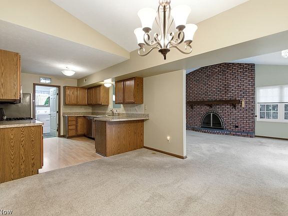 4th image of 7585 Bar Harbour Ln