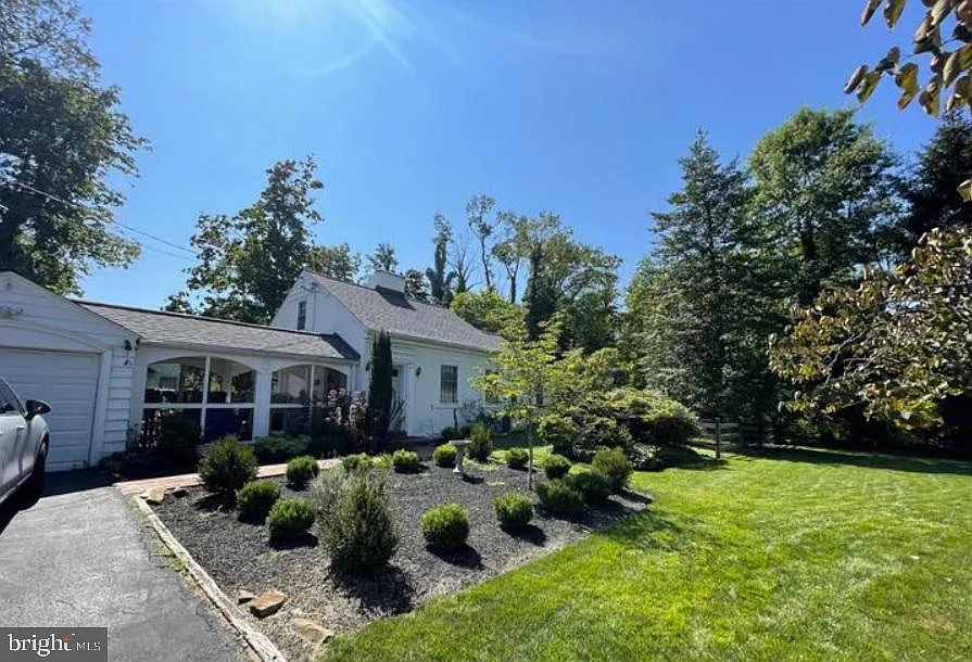 2 bed, 2.0 bath, 1500 sqft, $3,500 — Photo 4