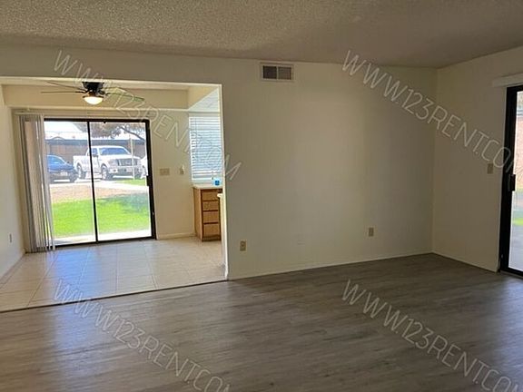 3rd image of 44400 15th St E APT 8