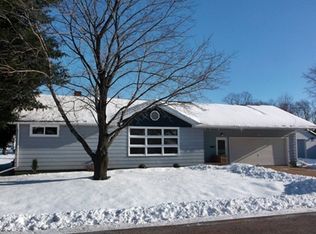 1407 S Erickson Ave, Marshfield, WI 54449