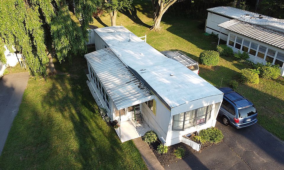 Roof in good condition