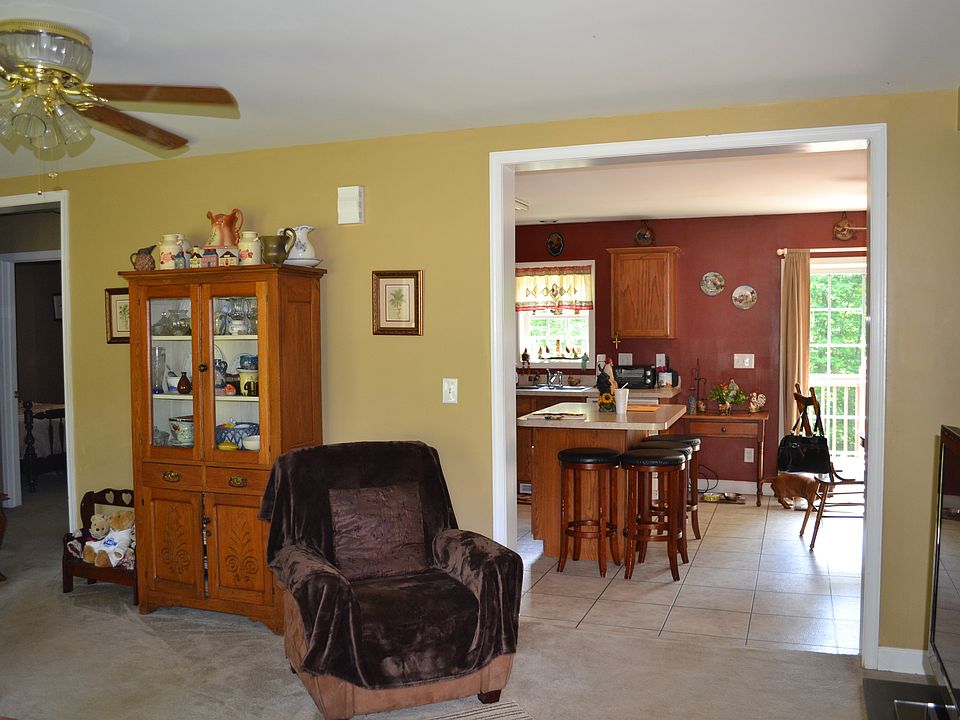 1st image of 280 Pinecrest Dr