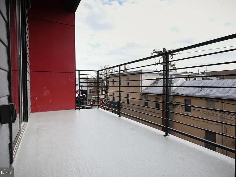 6162 Ridge Ave #201 — Photo 14