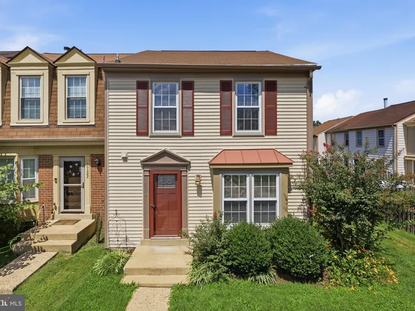 10320 Colony Park Dr, Fairfax, VA 22032