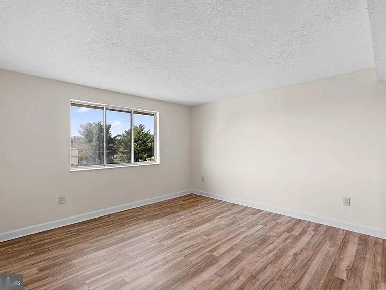 701 Heather Ridge Dr #J — Photo 25