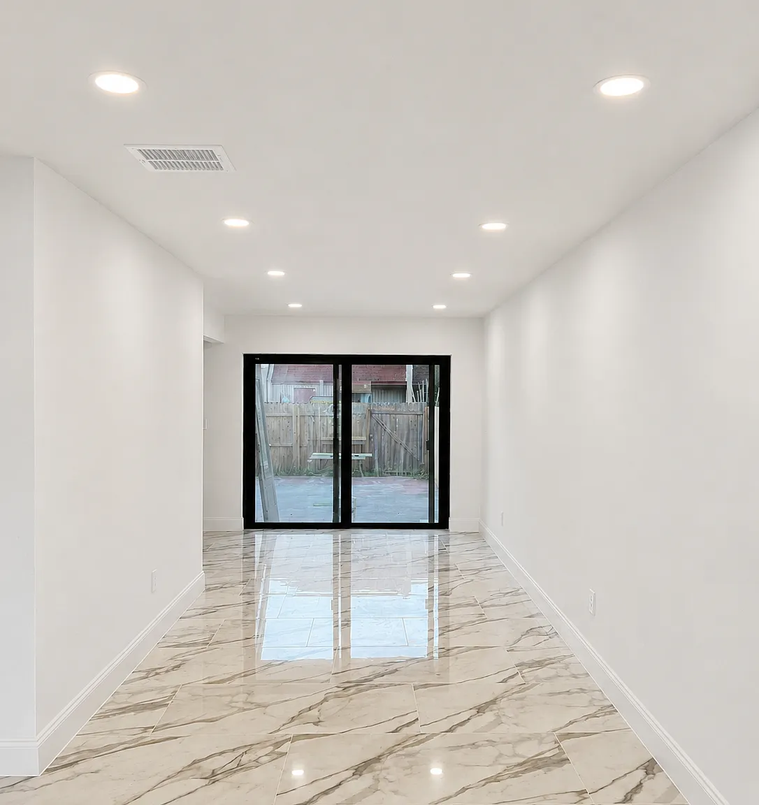 3 bed, 1.5 bath, 1178 sqft, $3,300 — Photo 3