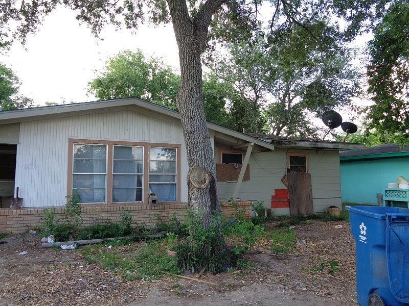 1st image of 1804 Leon Dr